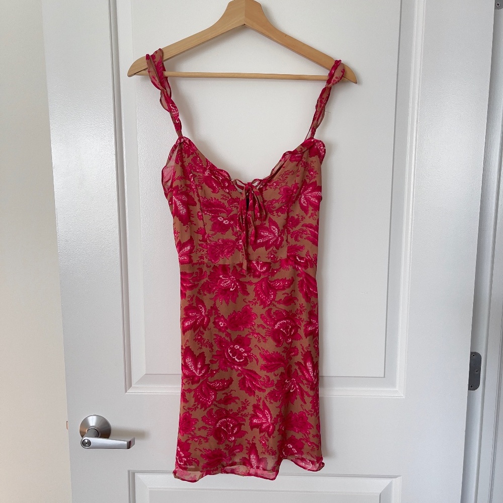 White Fox BoutiqueSweet Fling Mini Dress Fuchsia Pink Print